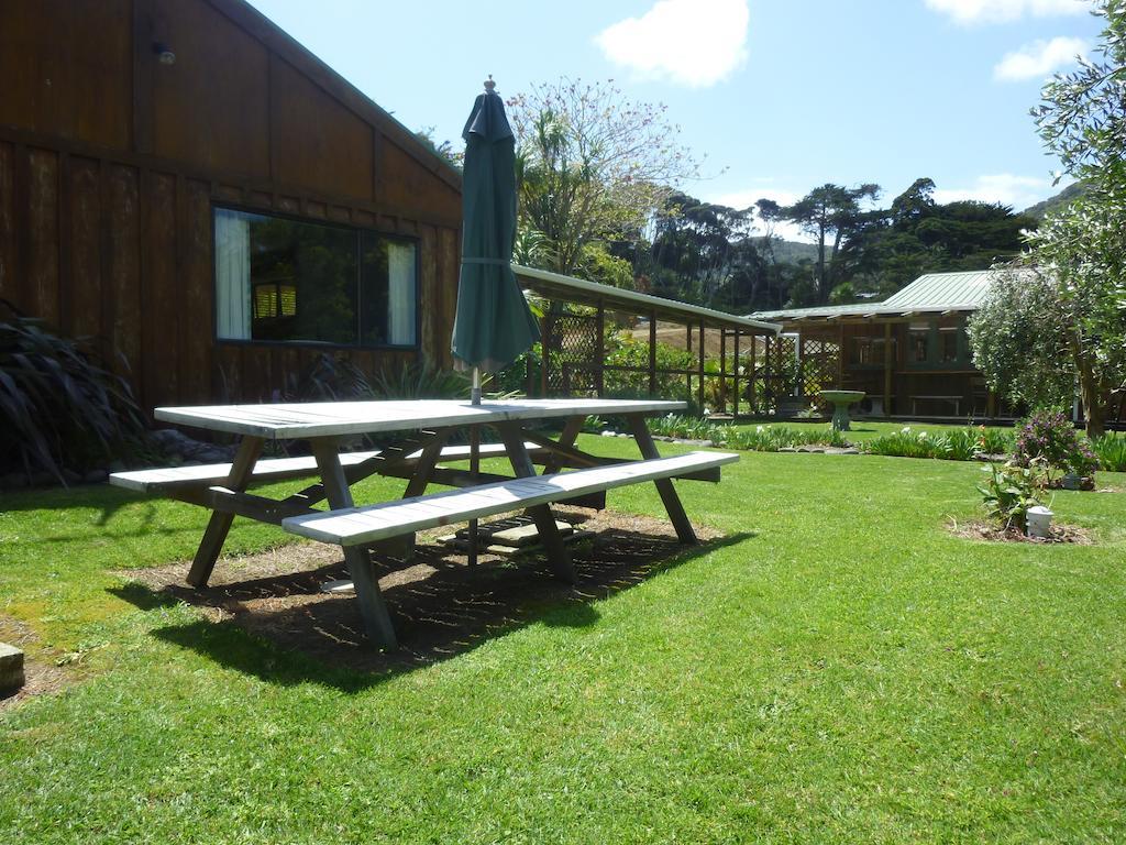 Tryphena Aotea Lodge Great Barrier חדר תמונה
